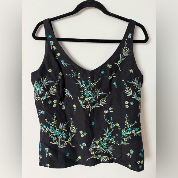 Dana Buchman Tops - Dana Buchman Fully Embroidered Floral Silk & Linen Top